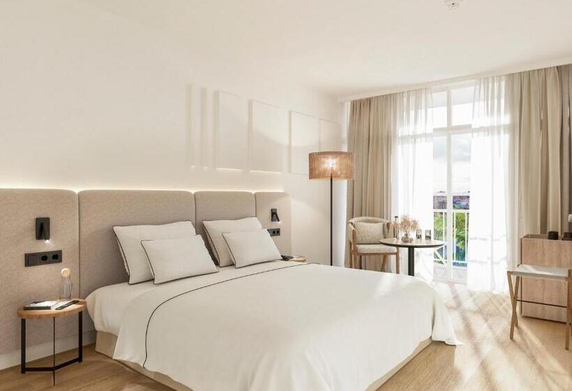 Отель Meliá Lloret de Mar