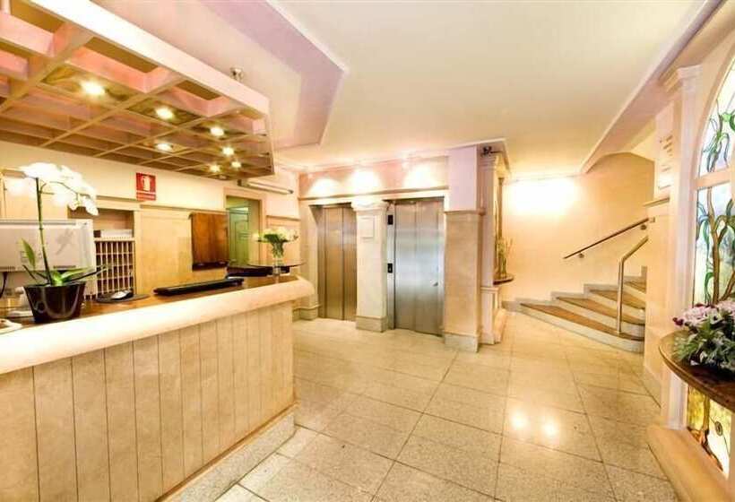 فندق Monarque El Rodeo