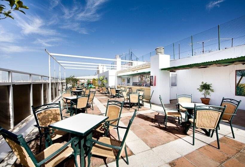 בית מלון כפרי Monarque El Rodeo