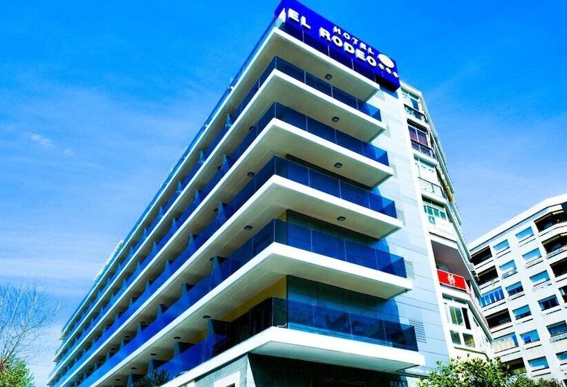 فندق Monarque El Rodeo