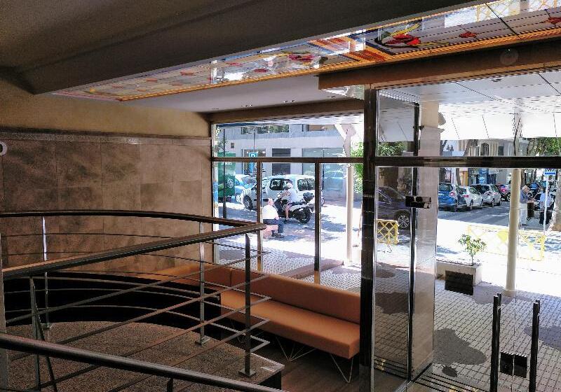 فندق Monarque El Rodeo