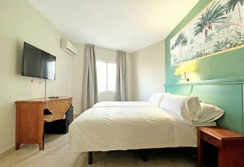 ホテル Moon Dreams Fuengirola