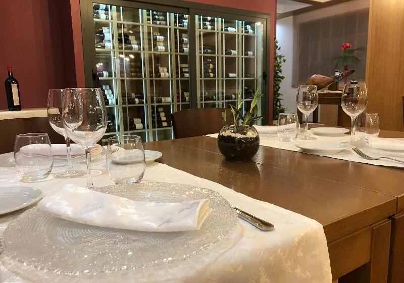 فندق Mozarbez Salamanca