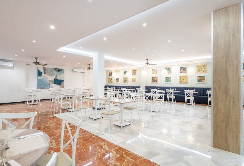 בית מלון כפרי Nerja Club By Dorobe