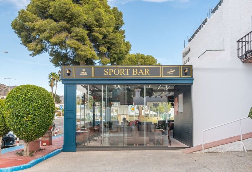 בית מלון כפרי Nerja Club By Dorobe