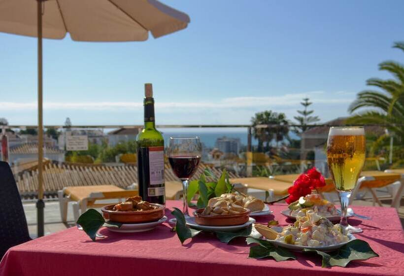 בית מלון כפרי Nerja Club By Dorobe