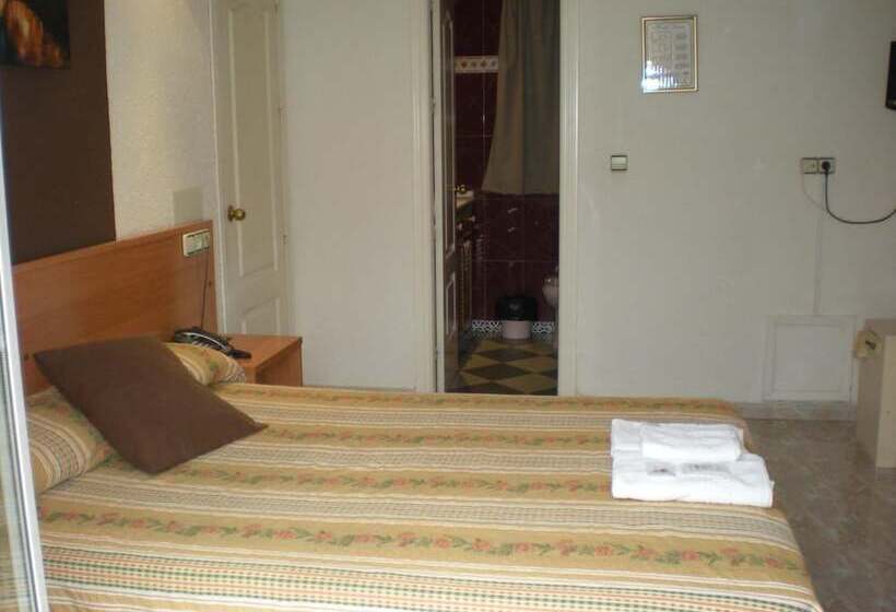 בית מלון כפרי New Sanz