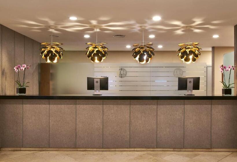 فندق NH Ciudad De Valencia