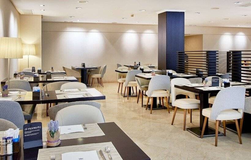 فندق NH Ciudad De Valencia