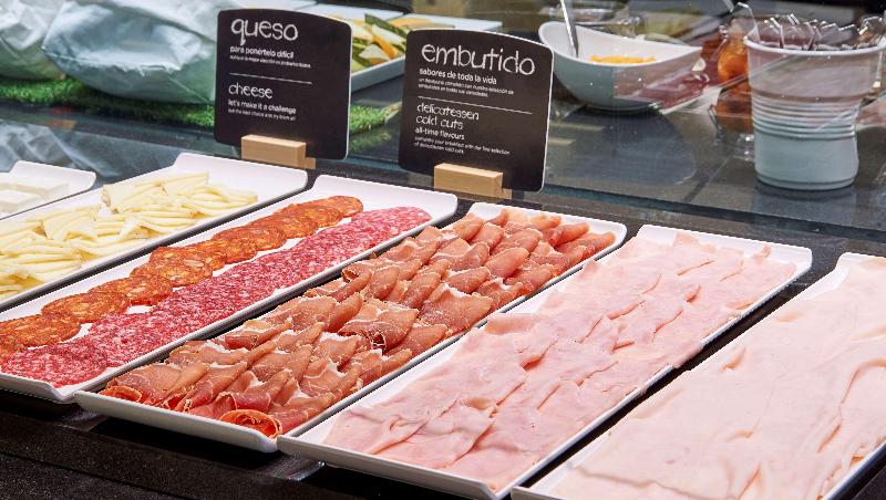 فندق NH Ciudad De Valencia