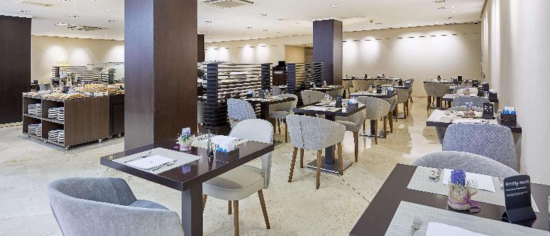 فندق NH Ciudad De Valencia