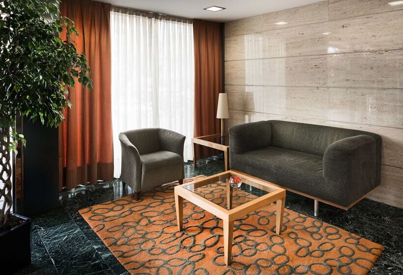 فندق Ciudad de Valladolid