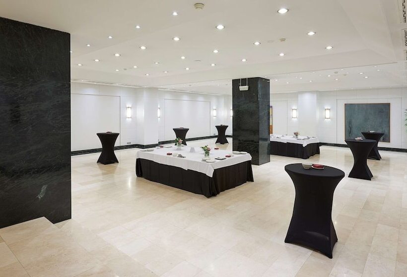 בית מלון כפרי NH Collection Villa De Bilbao