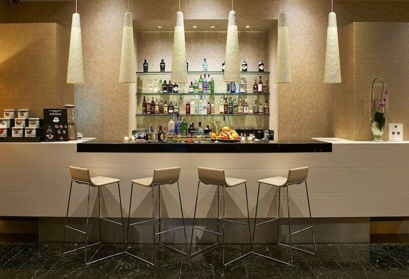 בית מלון כפרי NH Collection Villa De Bilbao