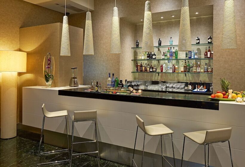 בית מלון כפרי NH Collection Villa De Bilbao