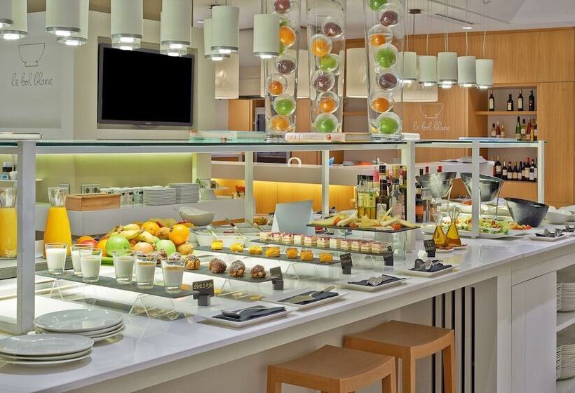 בית מלון כפרי NH Collection Villa De Bilbao