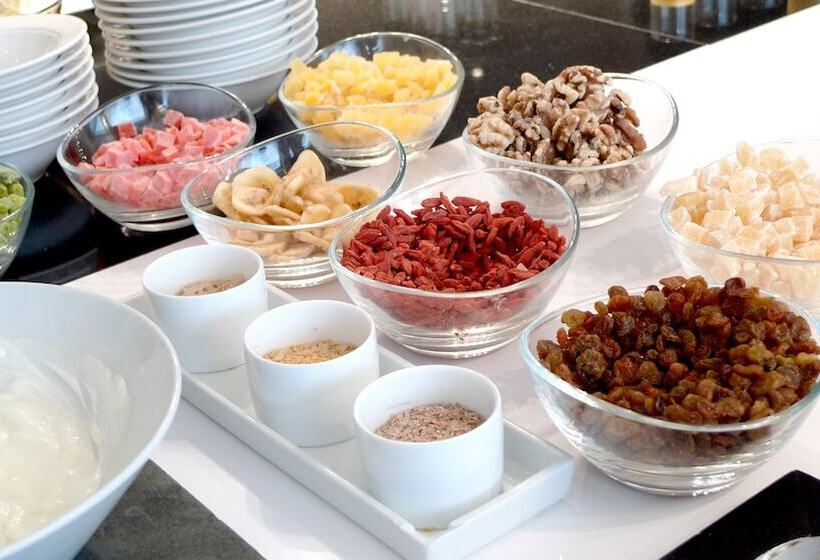 בית מלון כפרי NH Bilbao Deusto