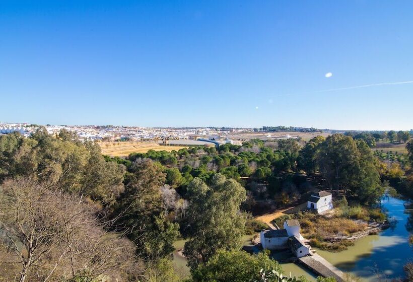 בית מלון כפרי Oromana