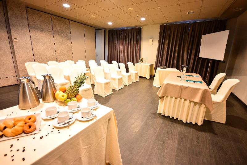 בית מלון כפרי Oromana