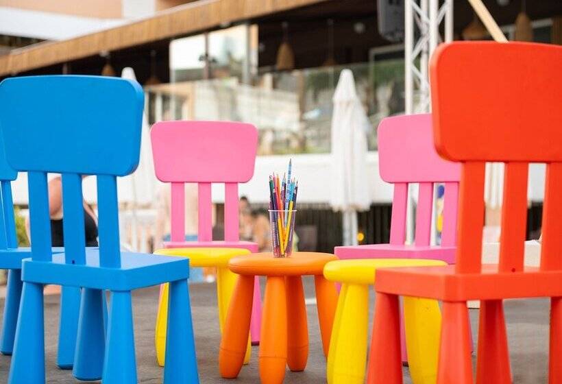 Отель Parasol by Dorobe