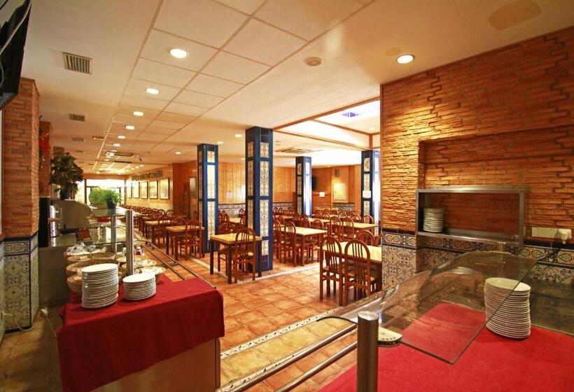 Отель Paris Centro