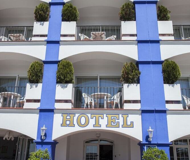 Отель Piedra Paloma