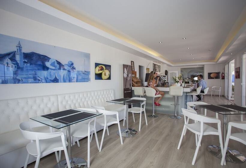 Отель Piedra Paloma