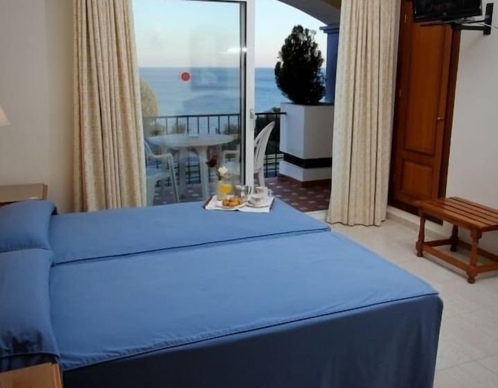 Отель Piedra Paloma