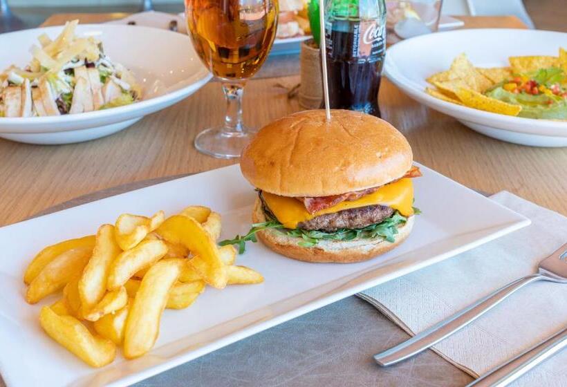 هتل Port Azafata Valencia