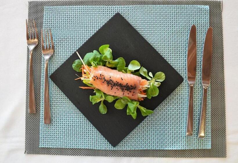 هتل Port Azafata Valencia