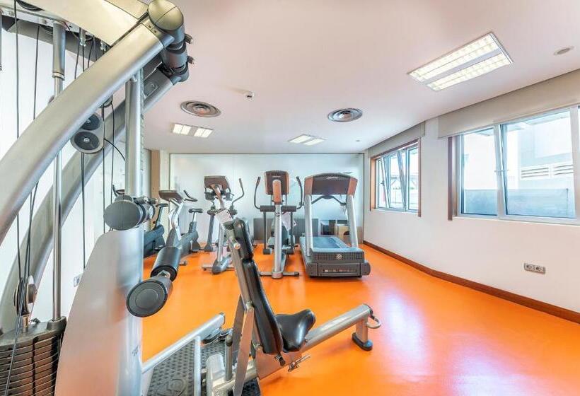 هتل Port Azafata Valencia