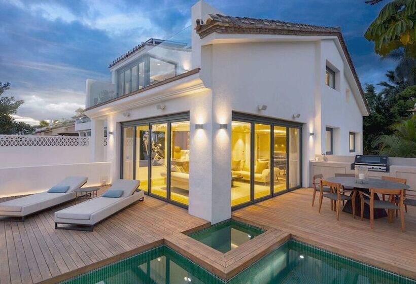 Puente Romano Beach Resort