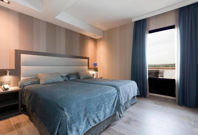 호텔 Reina Cristina