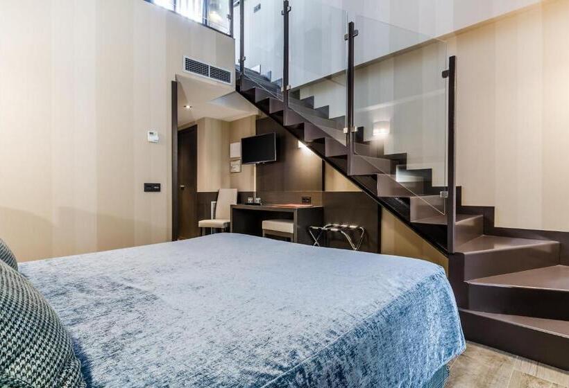 호텔 Reina Cristina