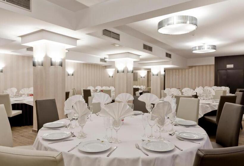 호텔 Reina Cristina