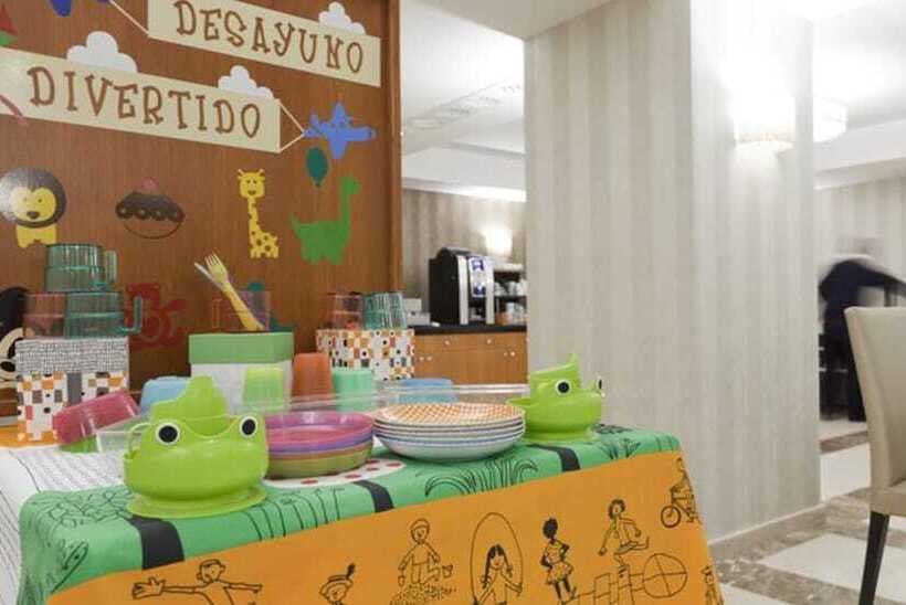 호텔 Reina Cristina