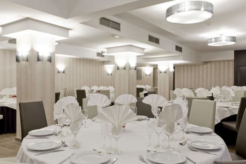 호텔 Reina Cristina