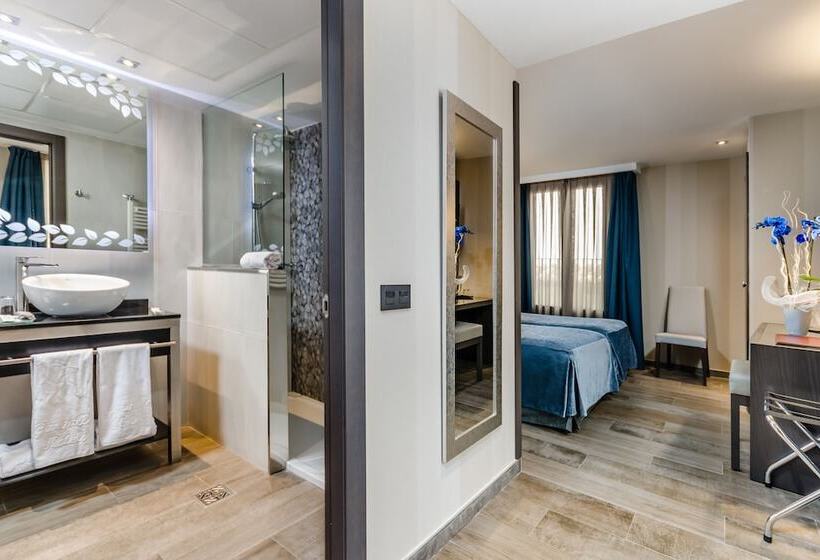 호텔 Reina Cristina