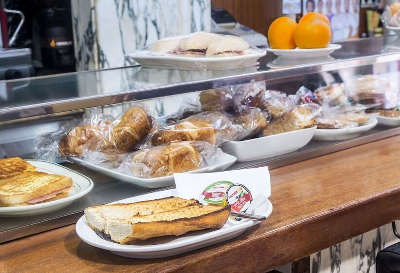 Otel Residencia Castellano I