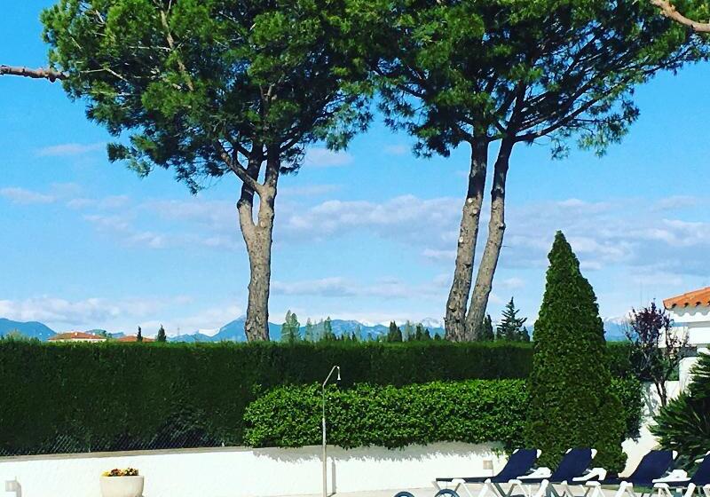 هتل Restaurant Bon Retorn