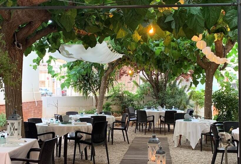 בית מלון כפרי Restaurant Llansola