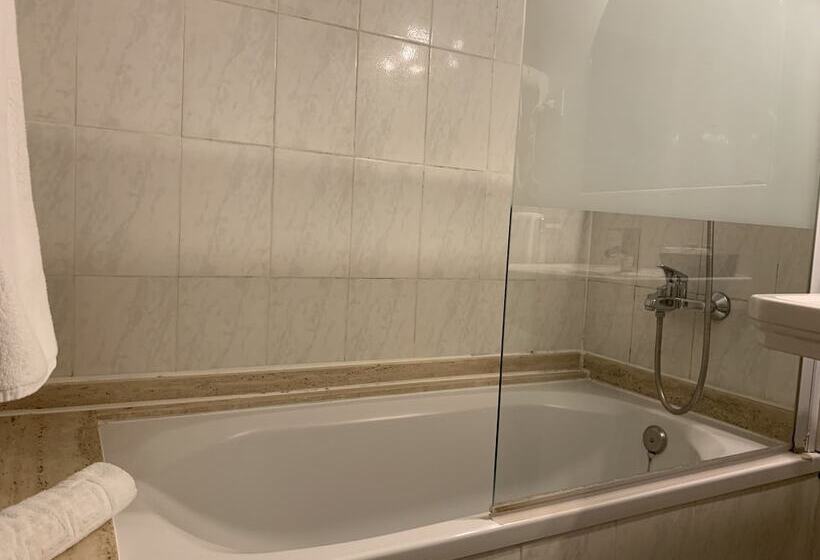 בית מלון כפרי Restaurant Llansola