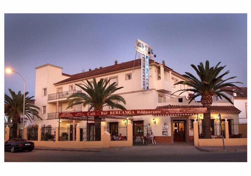 هتل Restaurante Berlanga