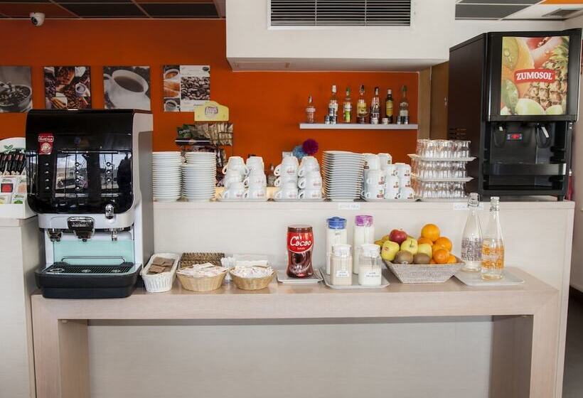 בית מלון כפרי Restaurante Cadosa