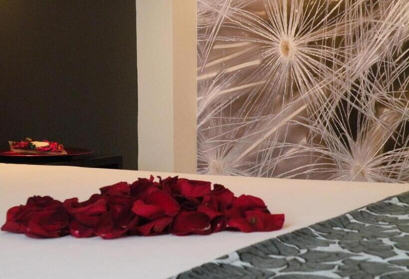 هتل Rey Don Sancho