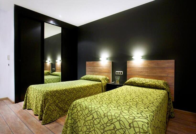 هتل Rey Don Sancho