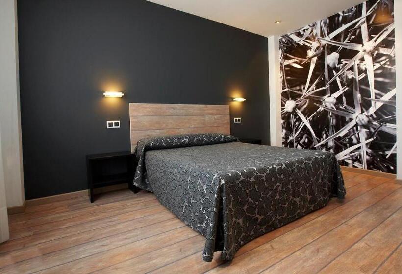 هتل Rey Don Sancho