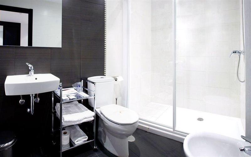 هتل Rey Don Sancho