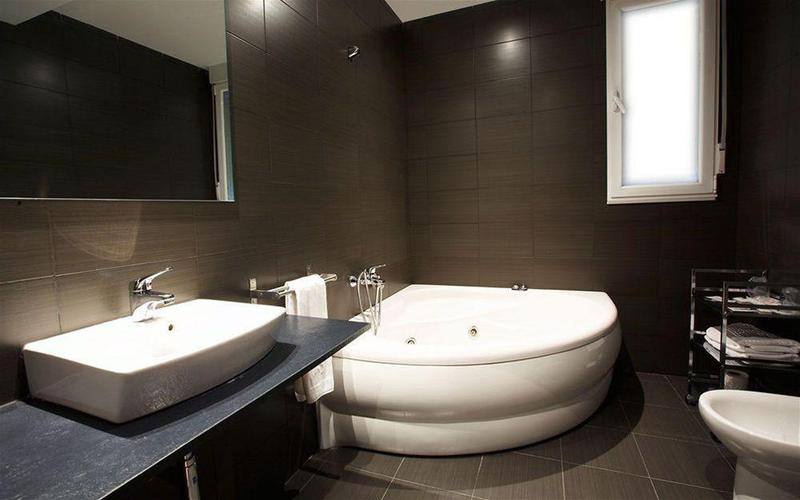 هتل Rey Don Sancho