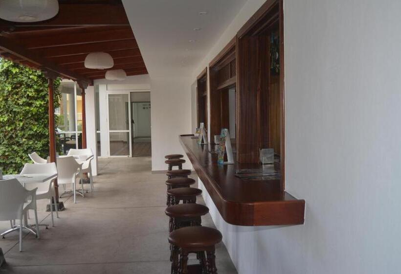 ホテル Rf San Borondon